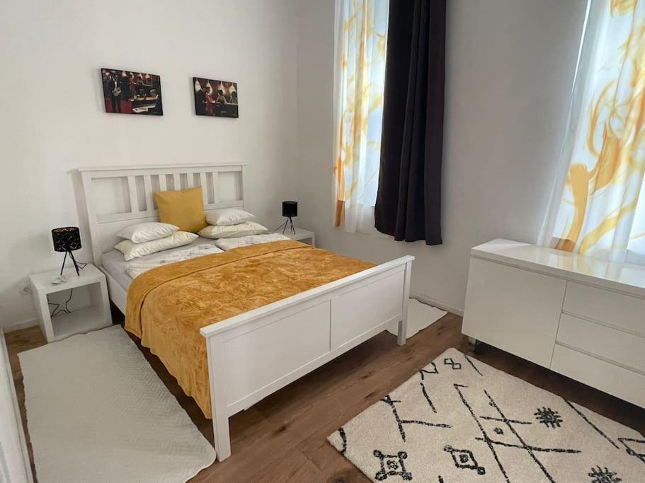 Stilvolle Wohnung Mit Terrasse/Garten Viyana Dış mekan fotoğraf